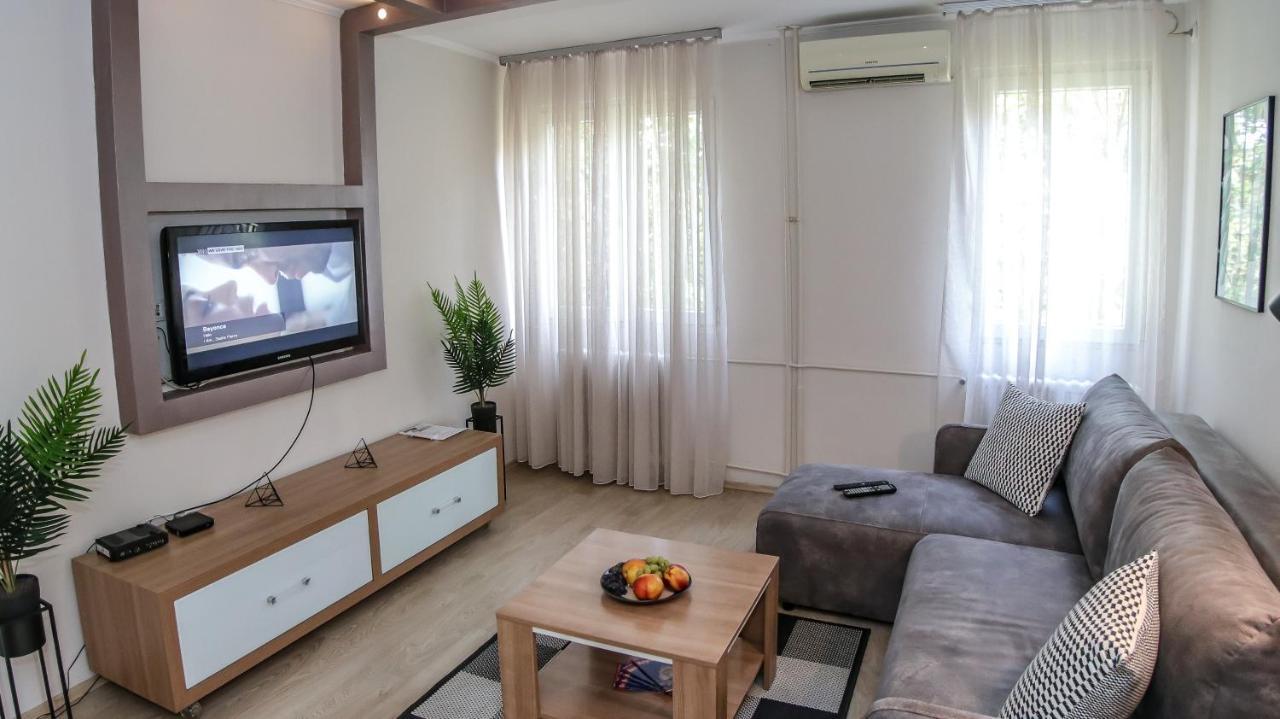 Delta City New Belgrade Apartment Free Public Parking Exteriör bild