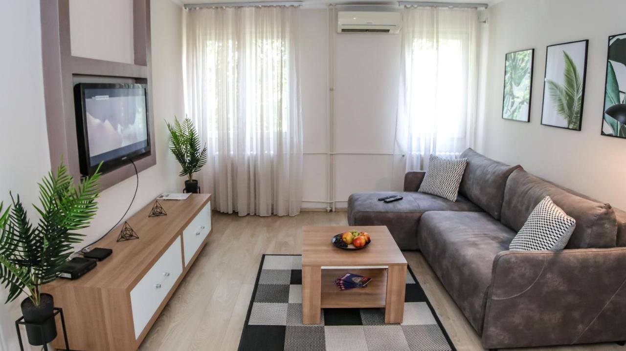 Delta City New Belgrade Apartment Free Public Parking Exteriör bild
